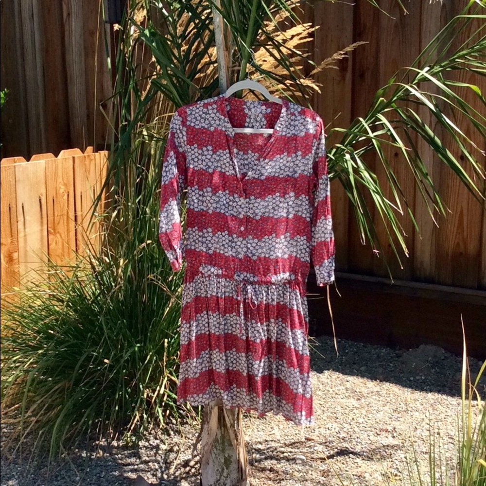 Uniqlo Floral Cotton Dress with Dropped Waist in Excellent Condition❣️